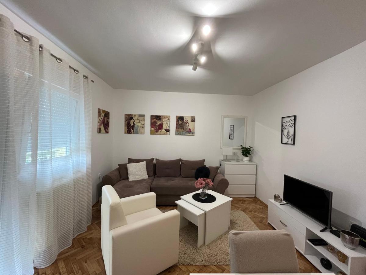 Apartment Sophie Novi Sad Dış mekan fotoğraf